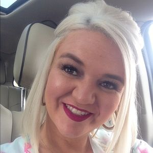 Meet your Posher, Lyne